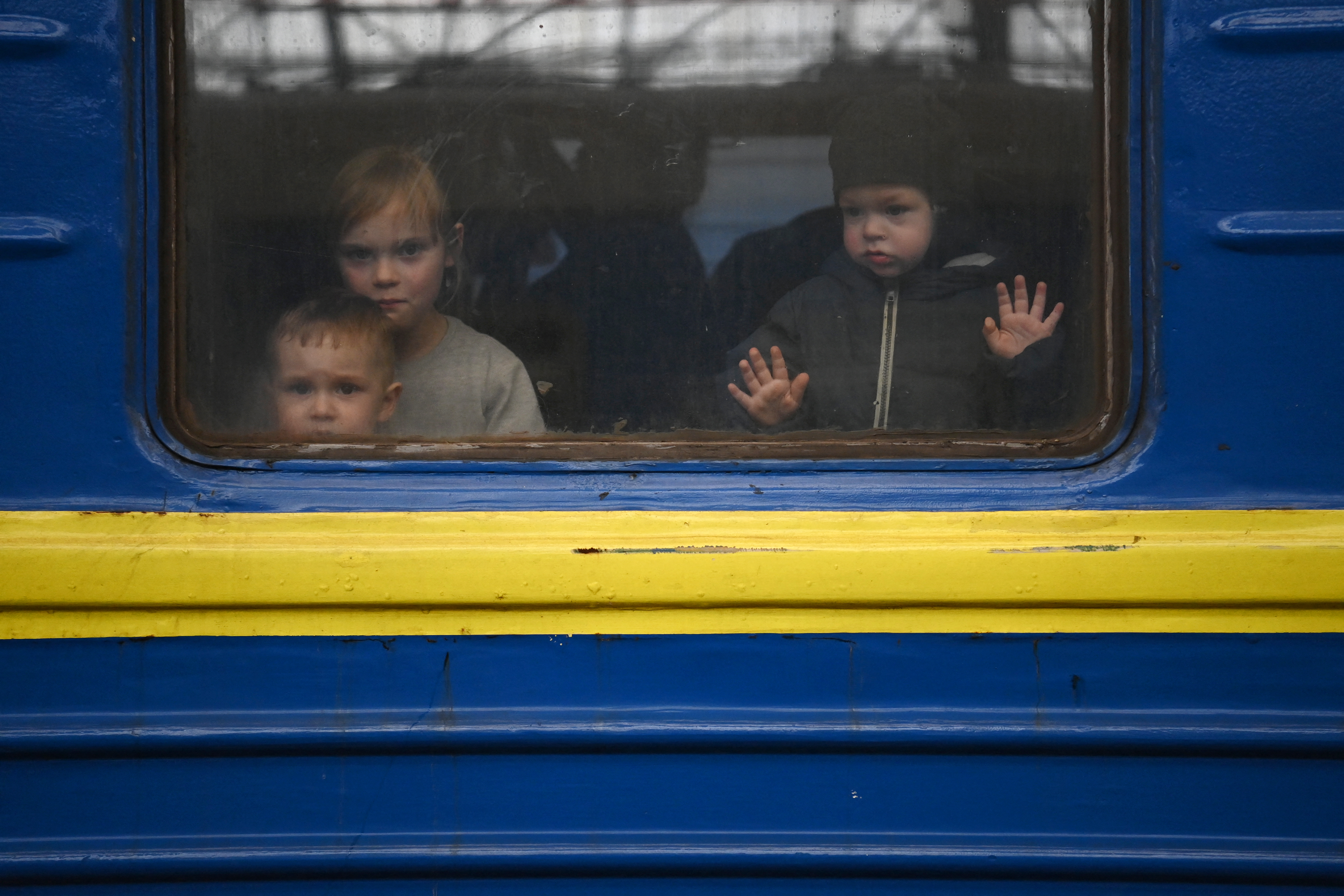 Buen gesto: Louis Vuitton donó un millón de euros para los niños en Ucrania