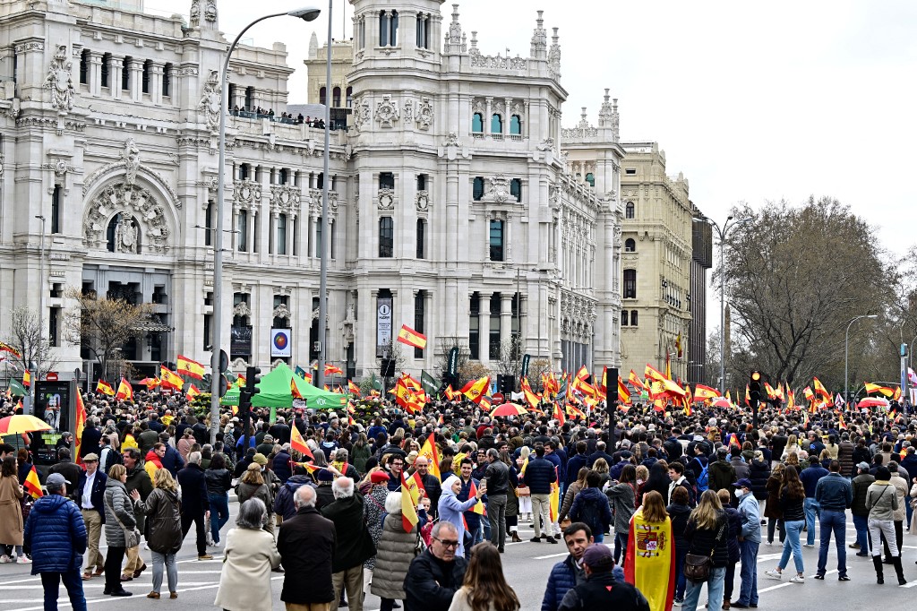 Miles de manifestantes contra el aumento del costo de la vida en España
