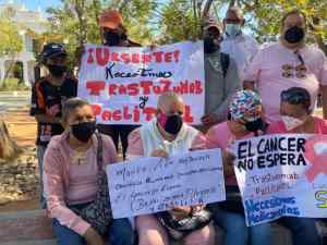 Zulia: Pacientes oncológicas “celebraron” el Día de la Mujer entre reclamos y protestas (FOTOS)