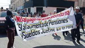 Jubilados y pensionados de Lara se rebelaron contra el régimen y rechazaron el vergonzoso aumento salarial