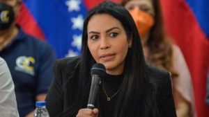 Delsa Solórzano: ¿Cómo Petro pretende ser articulador de paz al expulsar a un dirigente político perseguido como Guaidó?