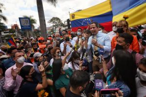 “No habrá ataque que nos saque de las calles”: Guaidó llamó a honrar a los caídos