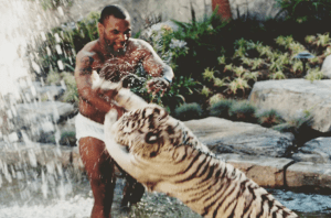 Exmanager de Mike Tyson reveló el inquietante motivo por el que perdió a uno de sus tigres