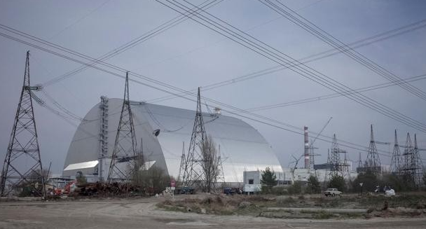 Las tropas rusas empiezan a retirarse de la central nuclear de Chernóbil tras contaminarse por radiación