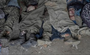 El espanto de los ataques rusos en Ucrania: cadáveres se amontonan bajo la nieve en la morgue de Mikolaiv (FOTOS)