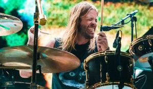 El coctel de estupefacientes que consumió baterista de Foo Fighters antes de morir
