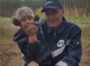 ¡Dolor en Ucrania! Abuelo de niña muerta por tropas rusas trató de protegerla desesperadamente con su cuerpo