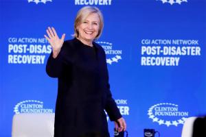 Hillary Clinton, la inesperada reina de la alfombra roja de Venecia