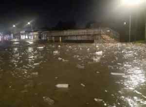 El oeste de Barquisimeto, bajo el agua tras  terrible “diluvio”  (Imágenes)