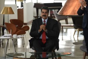 “Este año Venezuela recupera su producción petrolera”, la eterna promesa de Maduro (Video)