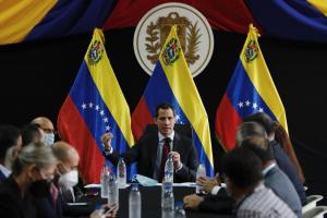 Guaidó denunció detención arbitraria de jóvenes de VP: “La dictadura no podrá borrar sus crímenes”