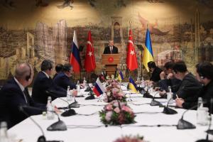 Rusia y Ucrania vuelven a la mesa de negociaciones presenciales en Turquía