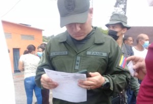 GNB con listas restringe el paso de colombianos que acuden a votar en Puerto Santander (Detalles)