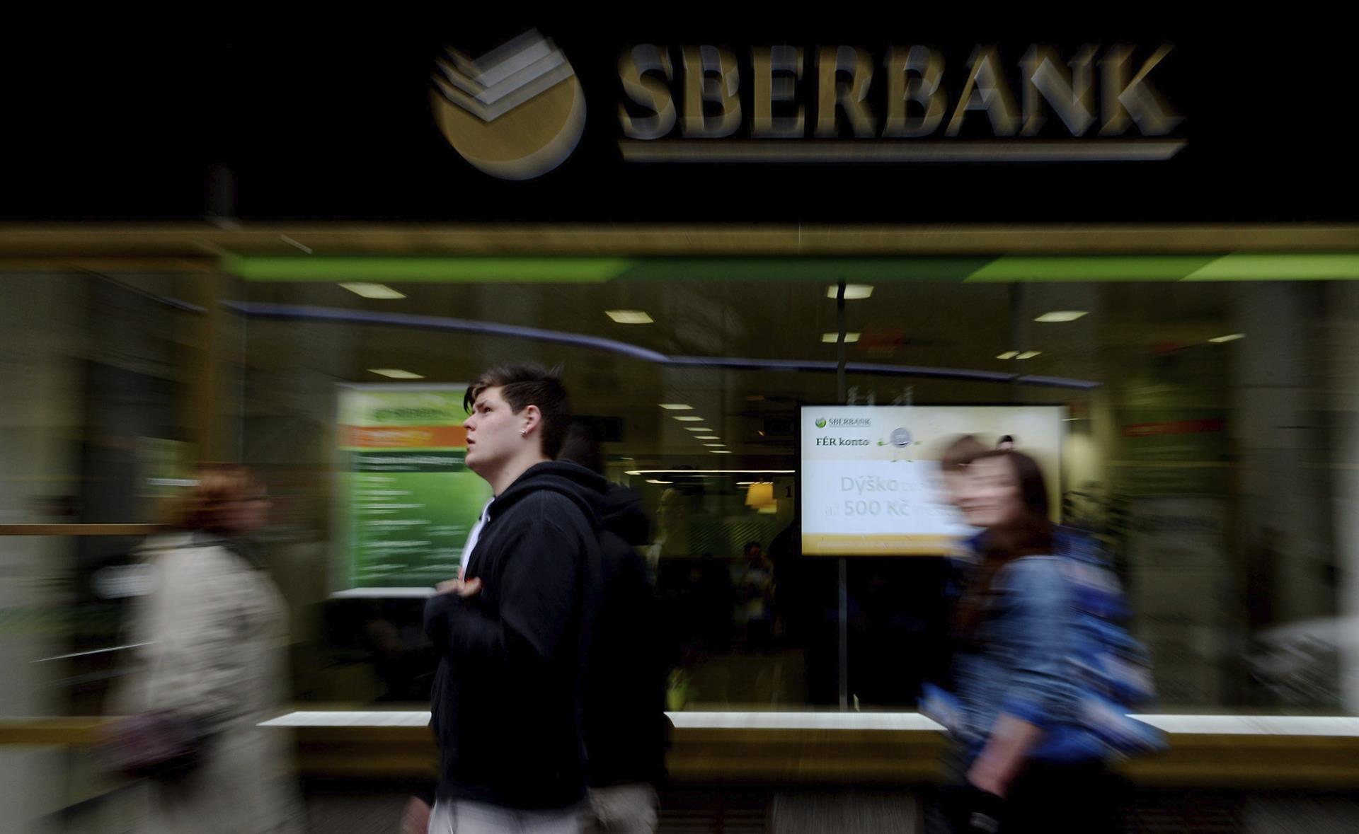 El banco ruso Sberbank abandona el mercado europeo por impacto de sanciones