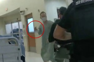 Amenaza en hospital de Florida: Empuñaba unas tijeras pero fue abatido a tiros por la policía