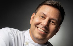 Valorando lo hecho en casa: Rómulo Hidalgo explora la gastronomía nacional a fondo