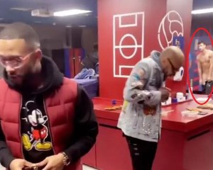 Figuras del Barça se grabaron en el vestuario y casi muestran el “piquete” de Piqué (VIDEO)