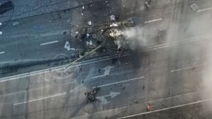Dron grabó el momento en que ucranianos destruyeron tanque ruso en Mariúpol (Video)