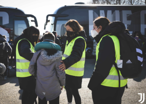 Juventus rescató a 80 personas de Ucrania y las acogió en Italia