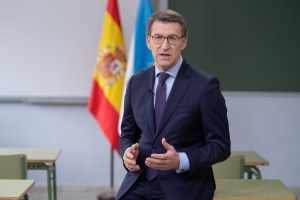Conservadores españoles se encomiendan a la experiencia de Feijóo para volver al gobierno