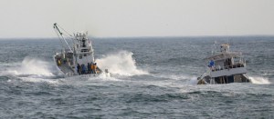 Sigue en pie la búsqueda de 15 pasajeros del barco naufragado en Japón