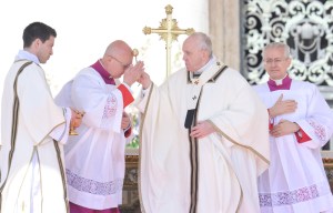 El papa Francisco pidió en su mensaje de Pascua que los países escuchen el grito de paz