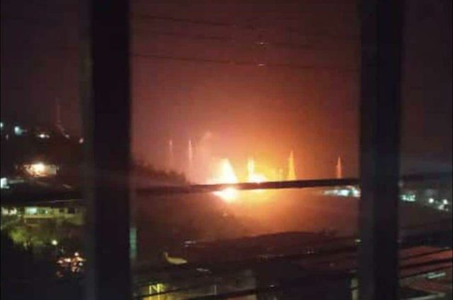Vargas: Se registró incendio en Tacoa durante la noche de este #19Abr (Imágenes) 2