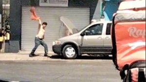 “¡No manches… lo grabé!”: segundos de tensión y un tremendo choque; el VIDEO viral que impacta a México
