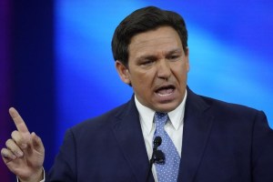 DeSantis arremetió contra Petro y lo tildó de “ex narcoterrorista” (VIDEO)