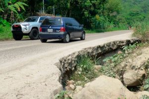 Autopistas de Venezuela: aventura peligrosa para conductores y transportistas (Video)