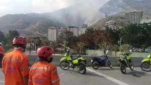 Más de 25 hectáreas han sido afectadas por las llamas en el cerro El Ávila
