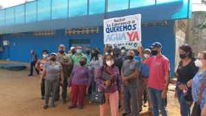 Cansados de vivir en la sequía, ciudadanos de El Tigre protestaron en Hidrocaribe este #20Abr