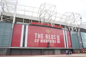 El Manchester United confirma la remodelación de Old Trafford