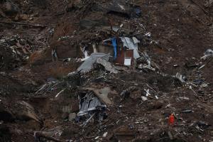 Sube a 14 número de muertos en deslizamientos por lluvias en Río de Janeiro
