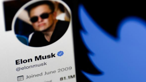 “Twitter es la plaza del pueblo digital”: Las primeras palabras de Musk como dueño de la red social