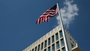 Embajada de EEUU en Cuba reanudará la tramitación de visas de migrante en mayo