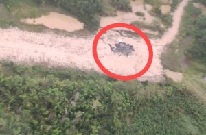 Destruyen narcoavioneta que acababa de aterrizar en pista clandestina en Zulia