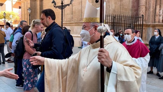 Los Reyes de España pusieron fin a una tradición de 27 años al no asistir a la Misa de Pascua