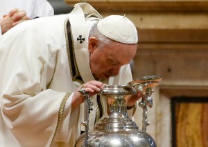 El papa Francisco reza por América Latina, donde han empeorado las condiciones sociales