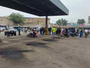 Transporte público en Maracay a punto de colapsar ante la escasez de gasoil