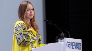 El desgarrador discurso de una diputada ucraniana que llegó de Kiev a España (VIDEO)