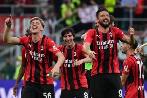 AC Milan venció al Atalanta y quedó a un paso del Scudetto