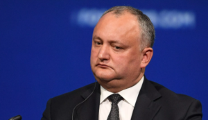 Detienen al expresidente moldavo en marco de un caso de presunta corrupción