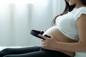 Cómo el sonido durante el embarazo afecta al desarrollo auditivo de los bebés, según científicos