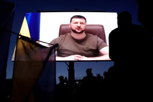 Zelenski prometió que Ucrania será la sede de Eurovisión en 2023