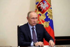 Cobra impulso la idea de procesar a Vladimir Putin en un nuevo juicio de Nuremberg
