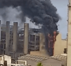 Reacción química provocó incendio en la Planta Termoeléctrica Tacoa este #5May