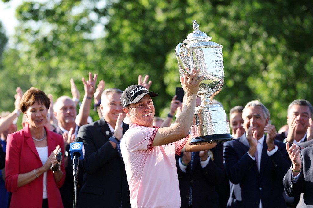 El estadounidense Justin Thomas conquista el Campeonato de la PGA en playoff final