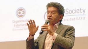 Luis Pérez renunció a su candidatura presidencial en Colombia