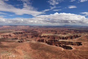 Automóvil abandonado conduce a un hallazgo escalofriante en el parque nacional de Utah